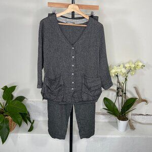 ALEMBIKA Size 0 Black White Striped Pant Suit Set V-Neck Button Front Pockets